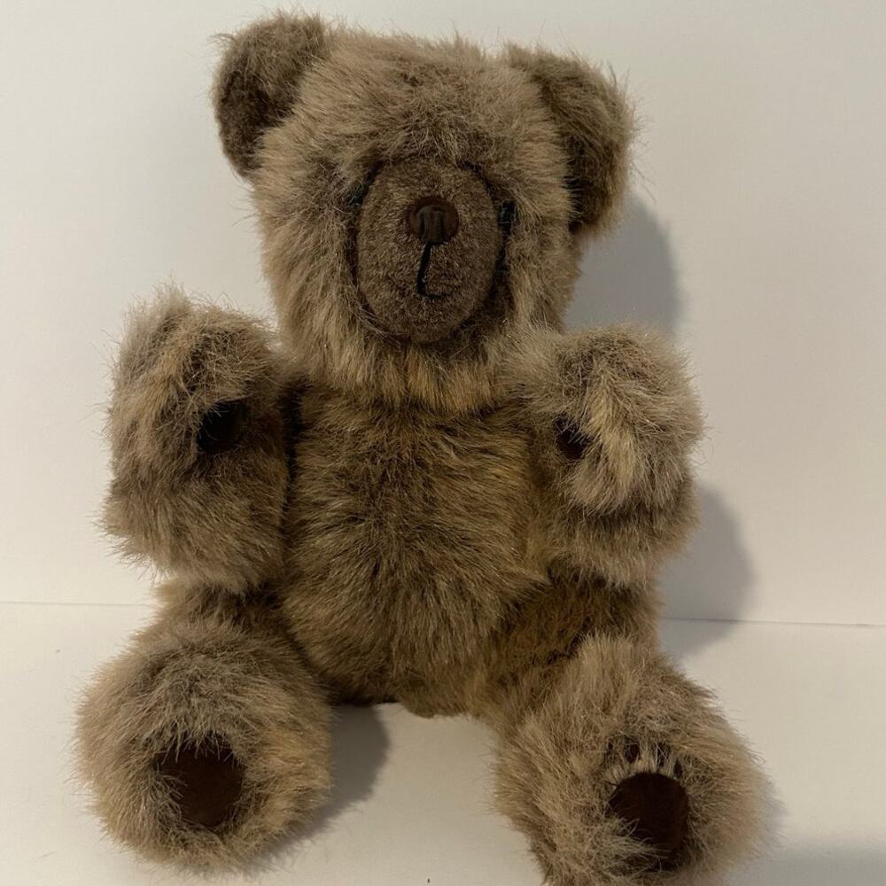 Bear Begginings Maggie Benlea Vintage Teaddy Bear